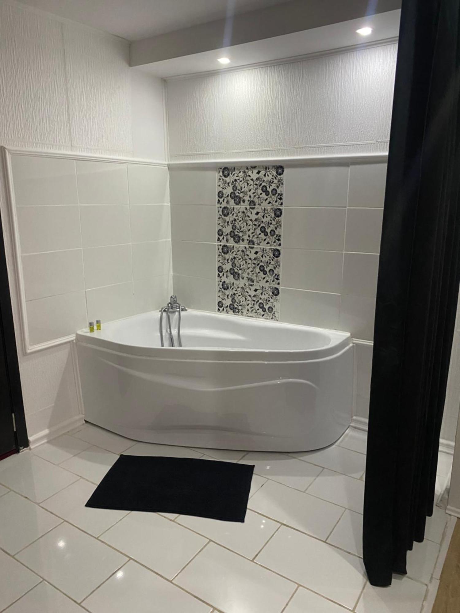 Karra Hotels Voluntari Экстерьер фото