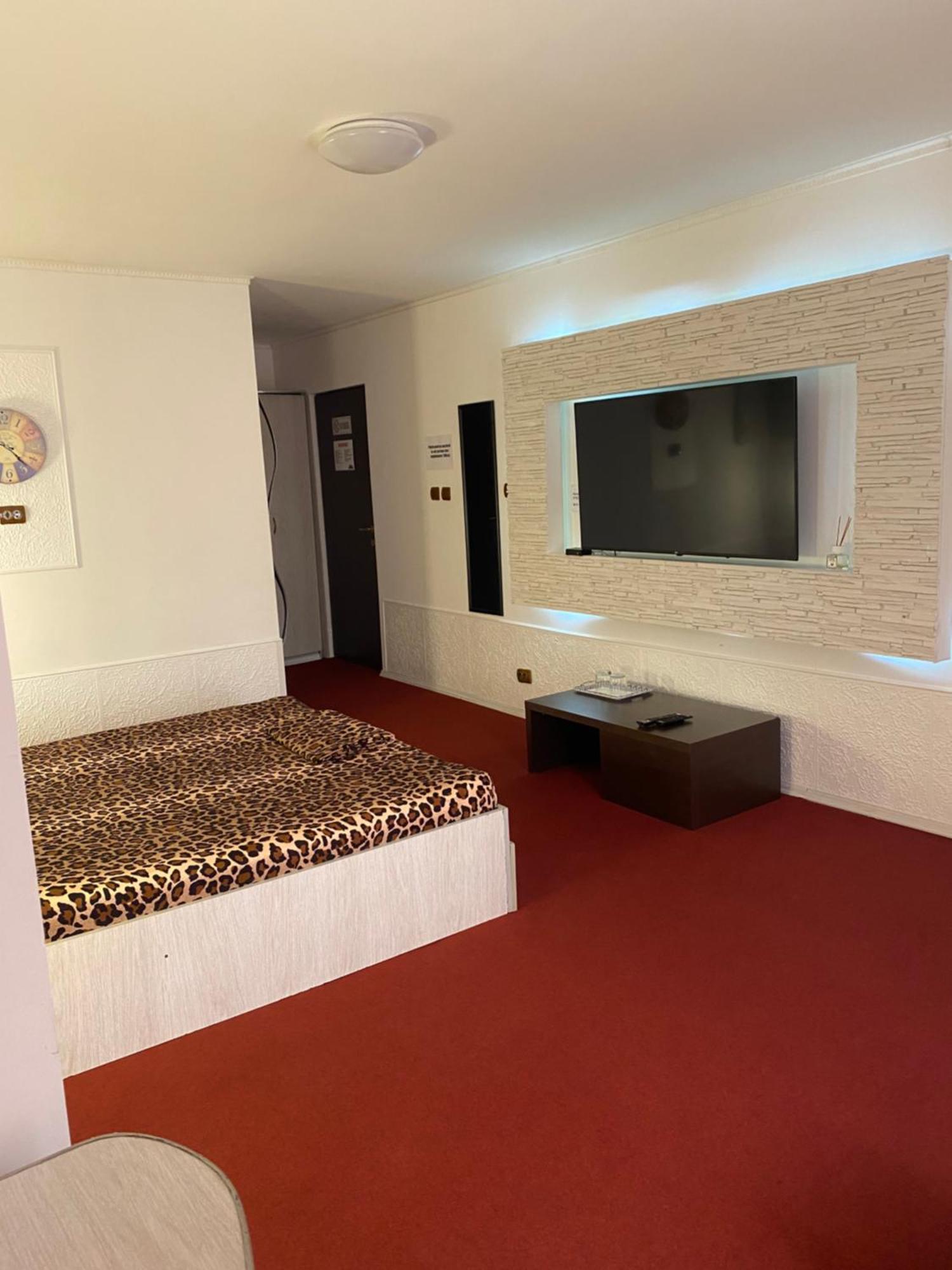 Karra Hotels Voluntari Экстерьер фото