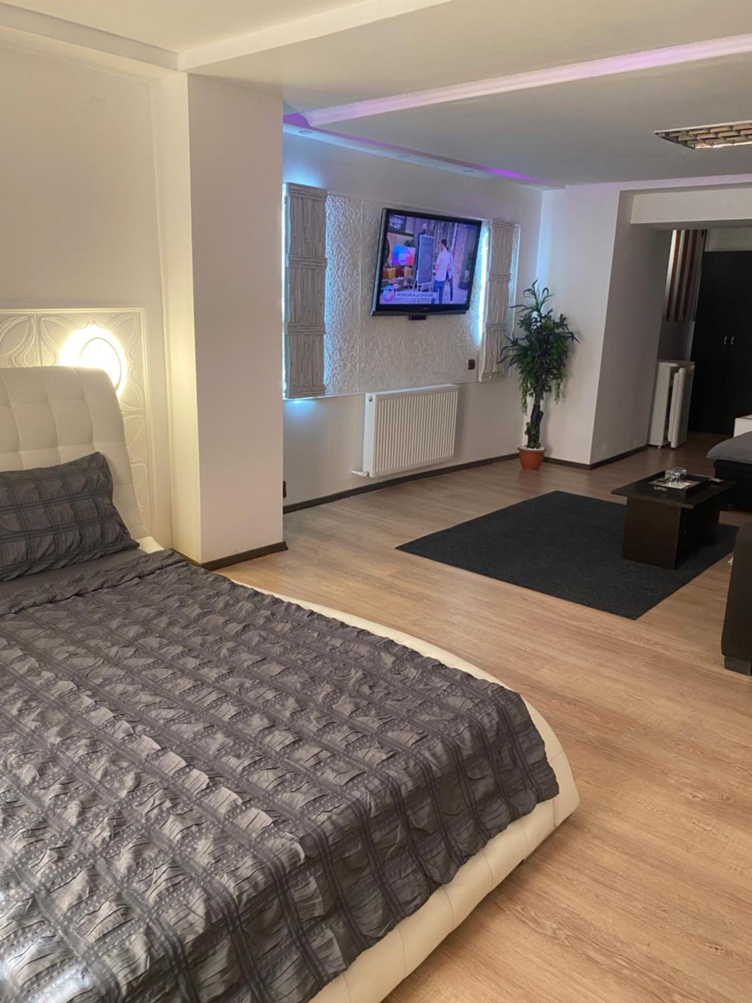 Karra Hotels Voluntari Экстерьер фото